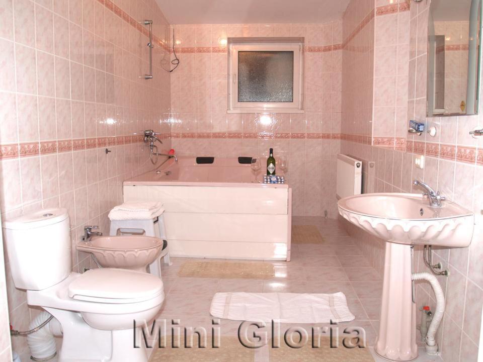 Gloria Mini-Hotel Κισινάου Εξωτερικό φωτογραφία